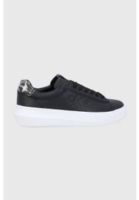 Calvin Klein Jeans Buty skórzane kolor czarny na platformie. Nosek buta: okrągły. Zapięcie: sznurówki. Kolor: czarny. Materiał: poliester, guma. Obcas: na platformie #1