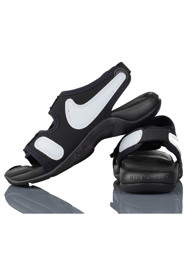 Sandały Dziecięce Nike Sunray Adjust 6. Kolor: czarny. Sport: turystyka piesza