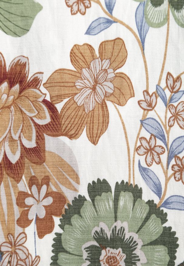 Born2be - Zielona Wiskozowa Bluzka w Kwiaty Talina. Okazja: na co dzień. Kolor: zielony. Materiał: wiskoza. Wzór: kwiaty. Styl: casual, klasyczny, elegancki