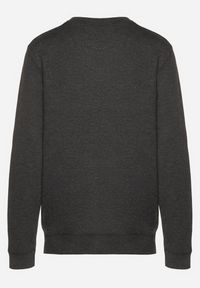 Born2be - Ciemnoszary Sweter z Wełną Zdobiony Guzikami przy Dekolcie Acandria. Okazja: na co dzień. Kolekcja: plus size. Kolor: szary. Materiał: wełna. Wzór: aplikacja. Styl: klasyczny, casual, elegancki