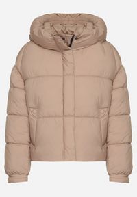 Born2be - Beżowa Pikowana Kurtka Puffer z Kapturem i Kieszonką przy Rękawie Galieana. Okazja: na spacer. Typ kołnierza: kaptur. Kolor: brązowy. Materiał: jeans, dzianina. Styl: sportowy, elegancki #4