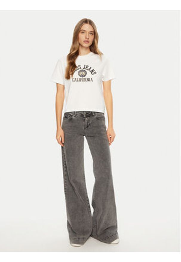 Guess Jeans T-Shirt W5RI43 K8HM0 Biały Regular Fit. Kolor: biały. Materiał: bawełna