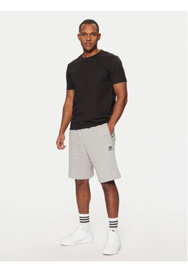 adidas Originals Szorty sportowe Essentials Trefoil IY8517 Szary Regular Fit. Kolor: szary. Materiał: bawełna. Styl: sportowy