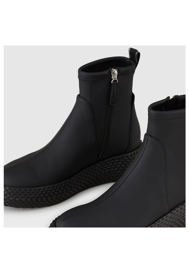 Emporio Armani - EMPORIO ARMANI Czarne botki damskie, Rozmiar 38. Kolor: czarny