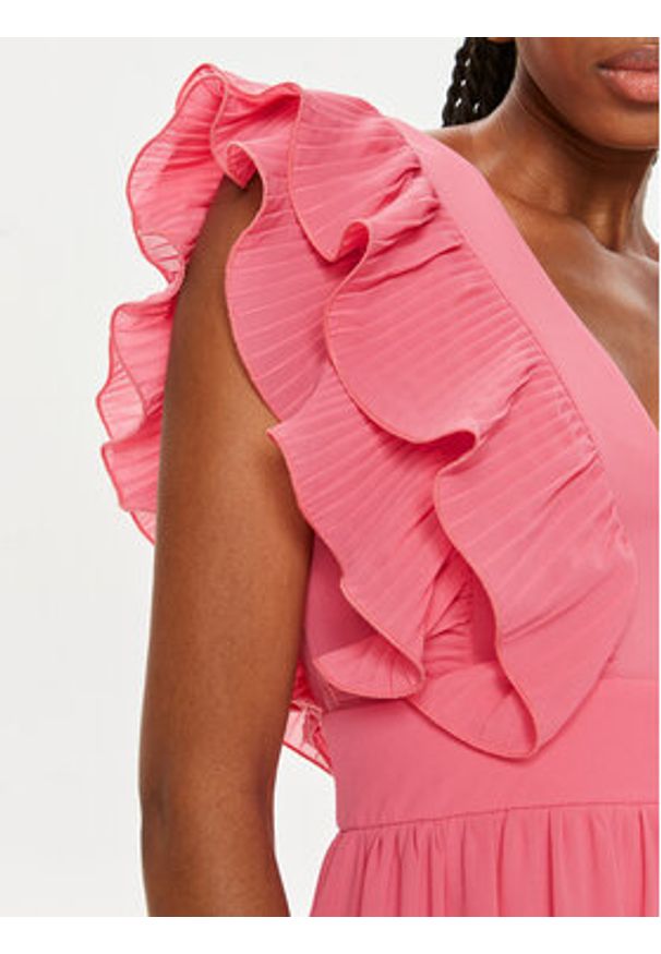 Rinascimento Sukienka koktajlowa CFC0119287003 Różowy Regular Fit. Kolor: różowy. Materiał: syntetyk. Styl: wizytowy