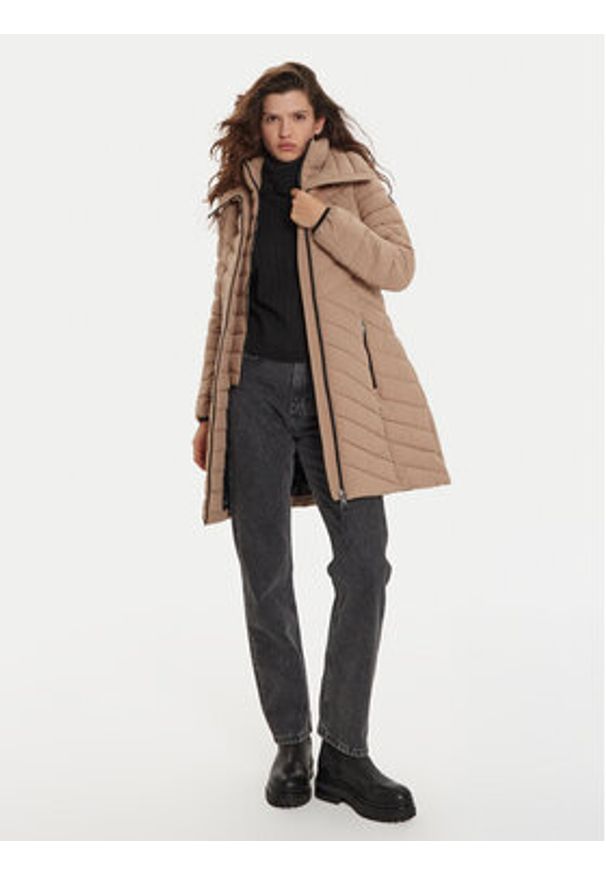 DKNY Płaszcz zimowy DLEMPN46 Brązowy Slim Fit. Kolor: brązowy. Materiał: syntetyk. Sezon: zima