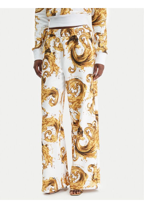 Versace Jeans Couture Spodnie dresowe 80HAA320 FS196 Biały Regular Fit. Kolor: biały. Materiał: bawełna