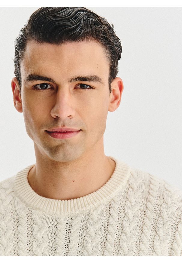 Pako Lorente - PAKO LORENTE - Beżowy sweter męski z kaszmirem. Kolor: szary, beżowy. Materiał: kaszmir. Wzór: ze splotem. Sezon: jesień