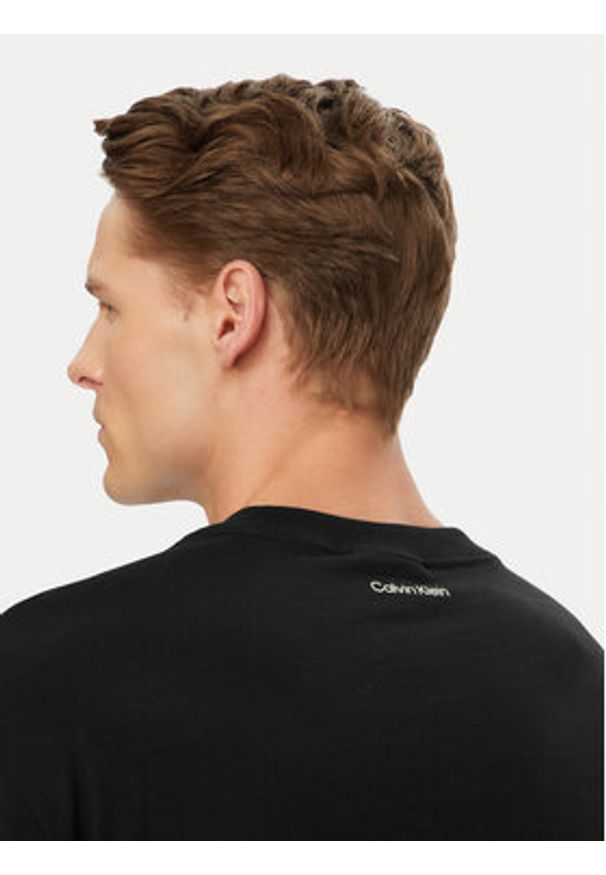 Calvin Klein Jeans T-Shirt LV04RE827G Czarny Regular Fit. Kolor: czarny. Materiał: bawełna