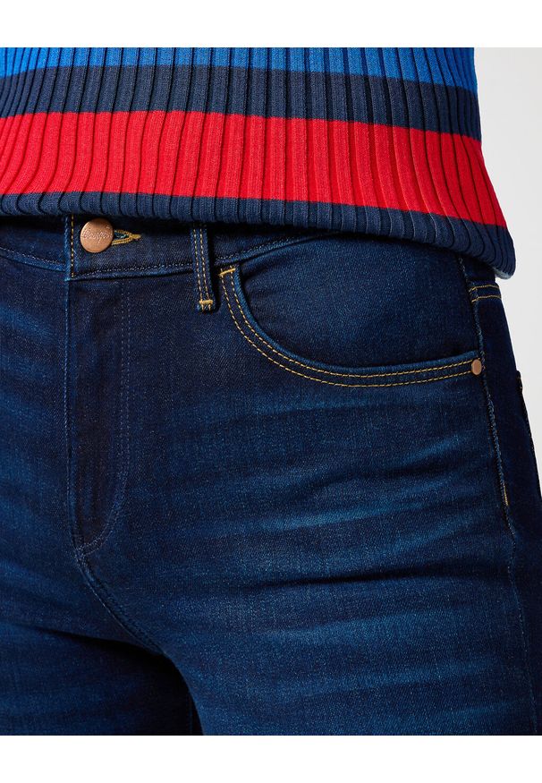 Wrangler - WRANGLER DAMSKIE SPODNIE JEANSOWE SLIM ILLUSION 112356385 W26L017642