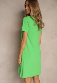 Renee - Zielona Sukienka z Bawełny o T-shirtowym Fasonie Niliora. Okazja: na co dzień. Kolor: zielony. Materiał: bawełna. Typ sukienki: sportowe. Styl: sportowy, elegancki, casual #5