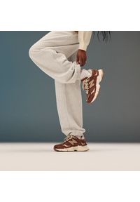 Buty unisex New Balance U9060CCC – brązowe. Kolor: brązowy. Materiał: guma, skóra, syntetyk, materiał. Szerokość cholewki: normalna. Sport: turystyka piesza #6