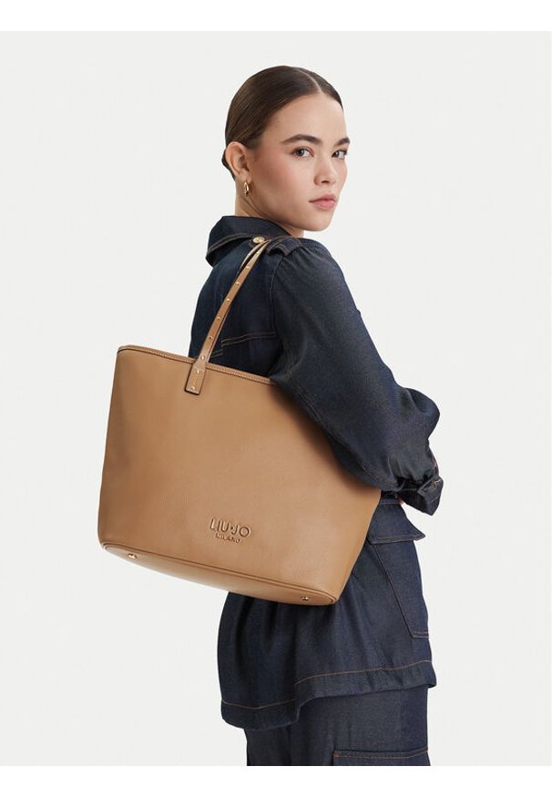 Liu Jo Torebka AA6070 E1012 Brązowy. Kolor: brązowy. Materiał: skórzane