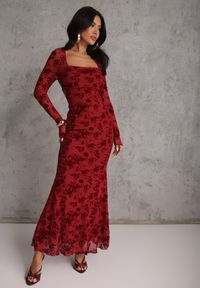 Renee - Czerwona Sukienka VICES Bodycon z Siateczki Ozdobionej Wzorem w Kwiaty Rivita. Okazja: na studniówkę, na imprezę. Typ kołnierza: dekolt kwadratowy. Kolor: czerwony. Wzór: aplikacja, kwiaty. Typ sukienki: bodycon. Styl: elegancki #8