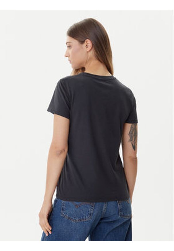 Levi's® T-Shirt Perfect A2086-0425 Czarny Straight Fit. Kolor: czarny. Materiał: bawełna