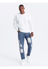 Ombre Clothing - Męskie jeansowe spodnie TAPERED FIT z dziurami – ciemnoniebieskie V3. Kolor: niebieski. Materiał: jeans. Wzór: aplikacja. Styl: retro, elegancki, vintage #6