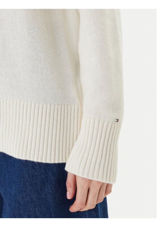 TOMMY HILFIGER - Tommy Hilfiger Golf WW0WW46434 Écru Regular Fit. Typ kołnierza: golf. Materiał: bawełna