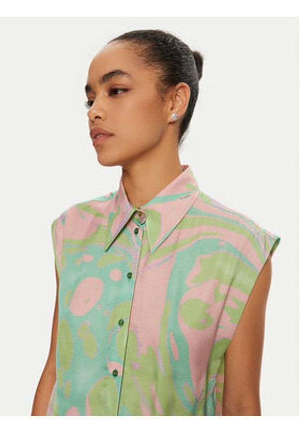 Pinko - PINKO Bluzka 103116 A1NQ Zielony Regular Fit. Kolor: zielony. Materiał: wiskoza