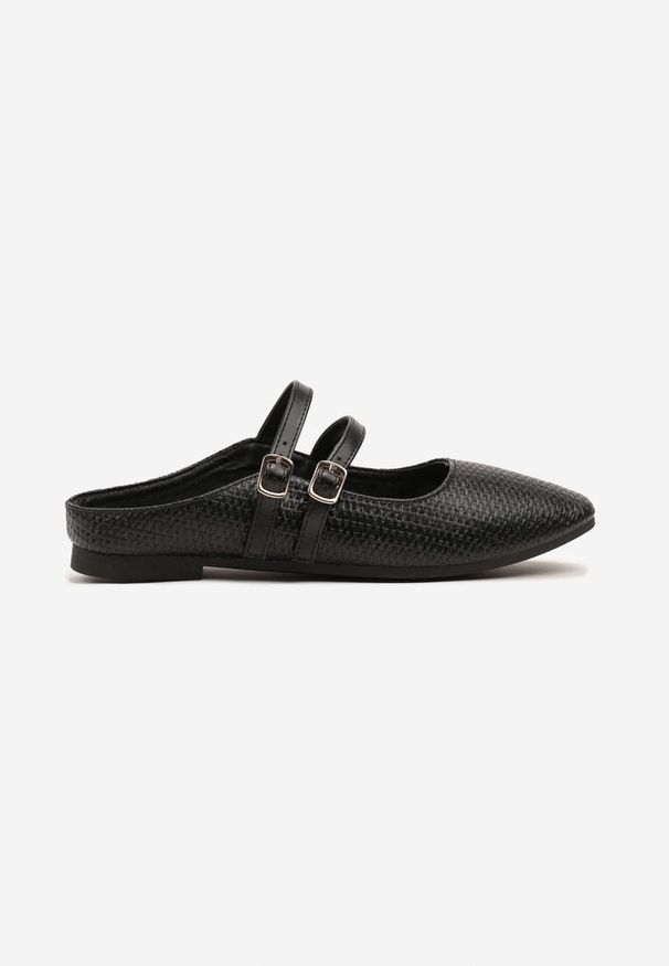 Born2be - Czarne Klapki Balerinki z Dwoma Paseczkami Daviviana. Okazja: na co dzień, do pracy. Kolor: czarny. Materiał: jeans. Wzór: aplikacja. Obcas: na obcasie. Styl: klasyczny, elegancki, casual. Wysokość obcasa: niski