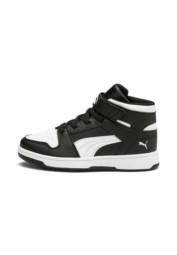 Buty do chodzenia dla dzieci Puma Rebound Layup SL V PS. Wysokość cholewki: za kostkę. Zapięcie: rzepy. Kolor: biały, wielokolorowy, czarny. Materiał: guma, materiał, tkanina, syntetyk. Szerokość cholewki: normalna. Sport: turystyka piesza