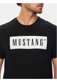 Mustang T-Shirt Austin 1014749 Czarny Regular Fit. Kolor: czarny. Materiał: bawełna #3