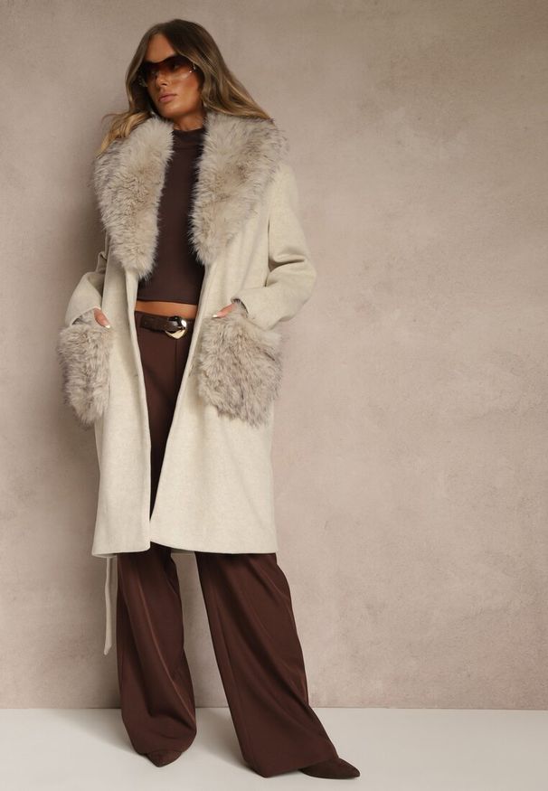 Renee - Beżowy Płaszcz z Futrzanym Kołnierzem Kieszeniami i Wiązanym Paskiem Perria. Okazja: na co dzień. Kolor: beżowy. Materiał: futro. Styl: casual, elegancki