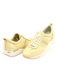 Caprice Ażurowe Buty Sportowe Damskie 23500-28 655 żółte. Okazja: na co dzień. Nosek buta: okrągły. Kolor: żółty. Materiał: skóra. Wzór: ażurowy #6