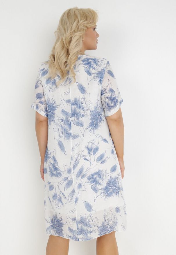 Born2be - Niebieska Sukienka z Bawełny Sebaestus. Okazja: na co dzień. Kolekcja: plus size. Kolor: niebieski. Materiał: bawełna. Wzór: kwiaty. Typ sukienki: dla puszystych, proste. Styl: casual, klasyczny, wakacyjny. Długość: midi