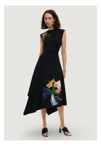 Desigual Sukienka codzienna VEST_LEYTER Czarny Egg Fit. Okazja: na co dzień. Kolor: czarny. Typ sukienki: proste. Styl: casual #1