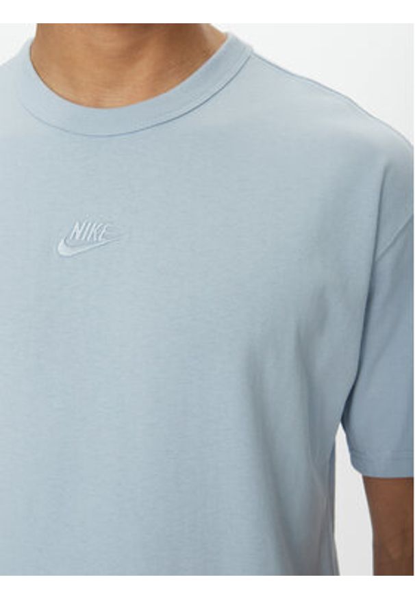 Nike T-Shirt DO7392 441 Niebieski Regular Fit. Kolor: niebieski. Materiał: bawełna
