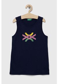 United Colors of Benetton top bawełniany dziecięcy kolor granatowy. Okazja: na co dzień. Kolor: niebieski. Materiał: bawełna. Wzór: nadruk. Styl: casual, klasyczny