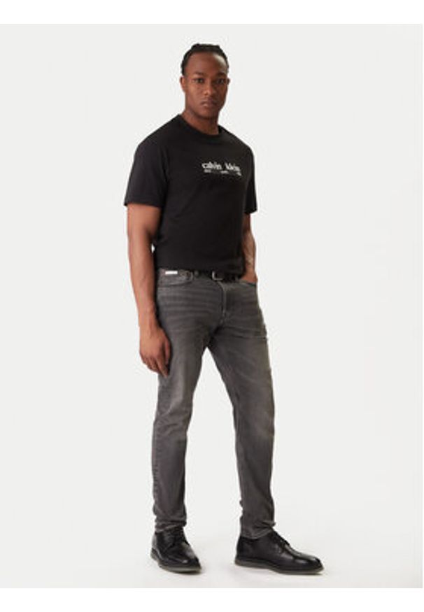 Calvin Klein Jeans Jeansy LV04RD702G Szary Slim Fit. Kolor: szary