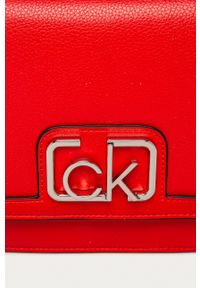 Calvin Klein - Torebka. Kolor: czerwony. Rodzaj torebki: na ramię #3
