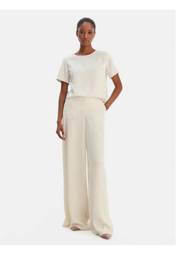 Weekend Max Mara Bluzka Zona 2615941011 Écru Relaxed Fit. Kolor: kremowy. Materiał: syntetyk