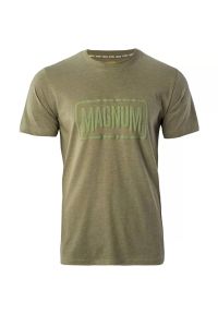 Koszulka męska Magnum Essential T-Shirt 2.0 - oliwkowa, Rozmiar L. Kolor: oliwkowy. Materiał: bawełna, poliester #1