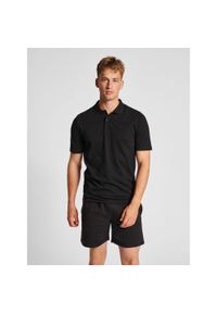 Polo Hummel Red Classic. Typ kołnierza: polo. Kolor: czarny. Materiał: bawełna, tkanina