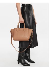 Emporio Armani Torebka EW002329 AF17799 M1188 Brązowy. Kolor: brązowy. Materiał: skórzane #5