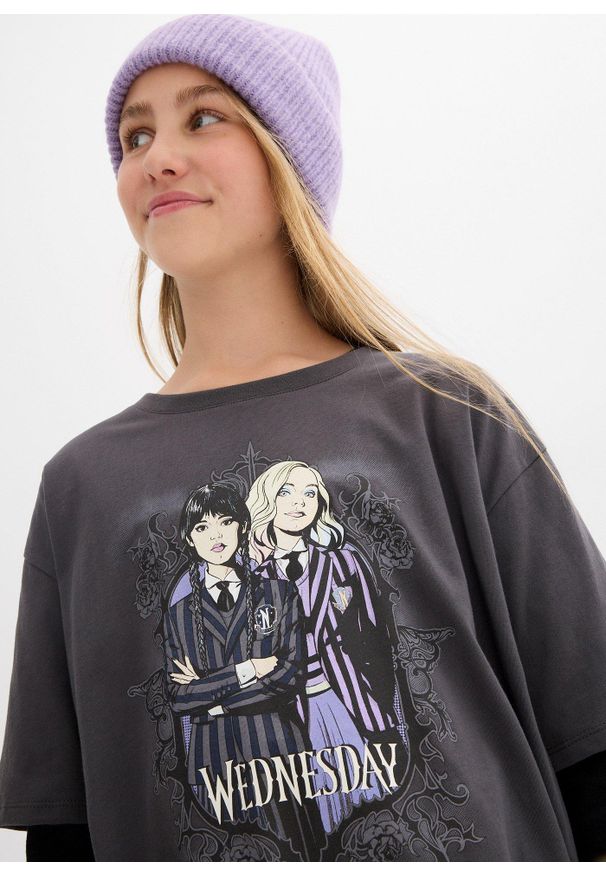bonprix - T-shirt z motywem Wednesday z czystej bawełny. Kolor: szary. Materiał: bawełna. Wzór: nadruk