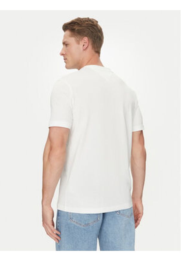 TOMMY HILFIGER - Tommy Hilfiger T-Shirt Stack MW0MW38622 Biały Regular Fit. Kolor: biały. Materiał: bawełna