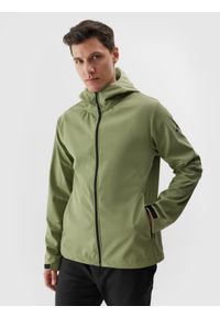 4f - Kurtka softshell wiatroodporna membrana 5000 męska - khaki. Typ kołnierza: kołnierzyk stójkowy, kaptur. Kolor: oliwkowy, brązowy, wielokolorowy. Materiał: softshell. Technologia: Windstopper. Sezon: zima. Sport: wspinaczka