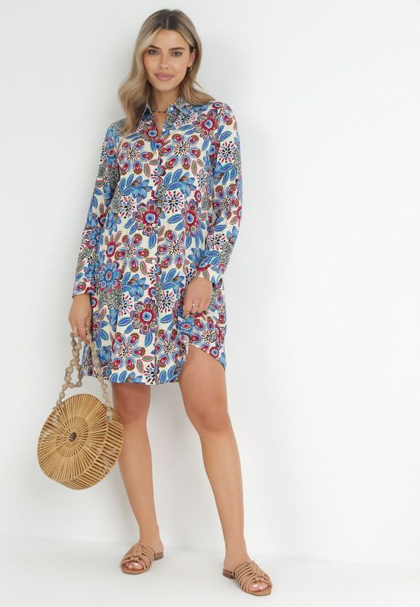 Born2be - Niebieska Sukienka Koszulowa w Kwiaty z Kieszeniami Eborene. Kolor: niebieski. Materiał: wiskoza, tkanina. Wzór: kwiaty. Typ sukienki: koszulowe. Długość: mini