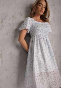 Renee - Niebieska Rozkloszowana Sukienka z Tencelu w Stylu Baby Doll w Kwiatowy Print Harele. Okazja: na co dzień. Kolor: niebieski. Wzór: nadruk, kwiaty. Typ sukienki: rozkloszowane. Materiał: poliester. Długość rękawa: krótki rękaw. Sezon: lato. Styl: casual. Długość: mini #1