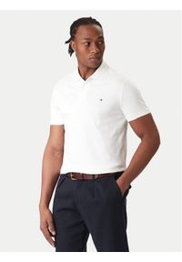 TOMMY HILFIGER - Tommy Hilfiger Polo Essential MW0MW35585 Biały Regular Fit. Typ kołnierza: polo. Kolor: biały. Materiał: bawełna #1