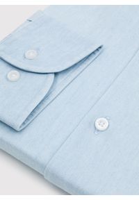 Pako Lorente - PAKO LORENTE - Jasnoniebieska koszula jeansowa. Typ kołnierza: kołnierzyk włoski. Kolor: niebieski. Materiał: jeans. Długość rękawa: długi rękaw. Długość: długie. Wzór: gładki #3