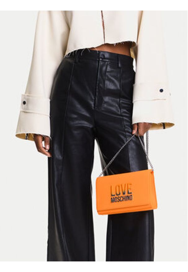 Love Moschino - LOVE MOSCHINO Torebka JC4260PP0MKD0450 Pomarańczowy. Kolor: pomarańczowy. Materiał: skórzane