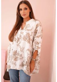Kesi Włoski - Koszula damska z dekoltem w serek i kwiatowym wzorem fango. Okazja: na co dzień. Typ kołnierza: dekolt w serek. Materiał: jeans, tkanina, wiskoza, materiał, nylon. Wzór: kwiaty. Styl: elegancki, casual