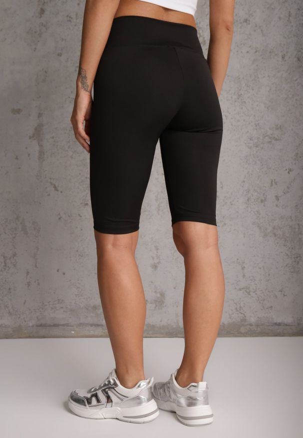 Renee - Czarne Szorty Bikery High Waist z Wyszczuplającym Pasem Briarrose. Okazja: na co dzień. Stan: podwyższony. Kolor: czarny. Materiał: len. Styl: sportowy, casual