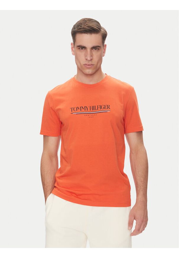 TOMMY HILFIGER - Tommy Hilfiger T-Shirt Brand Love MW0MW40324 Pomarańczowy Regular Fit. Kolor: pomarańczowy. Materiał: bawełna