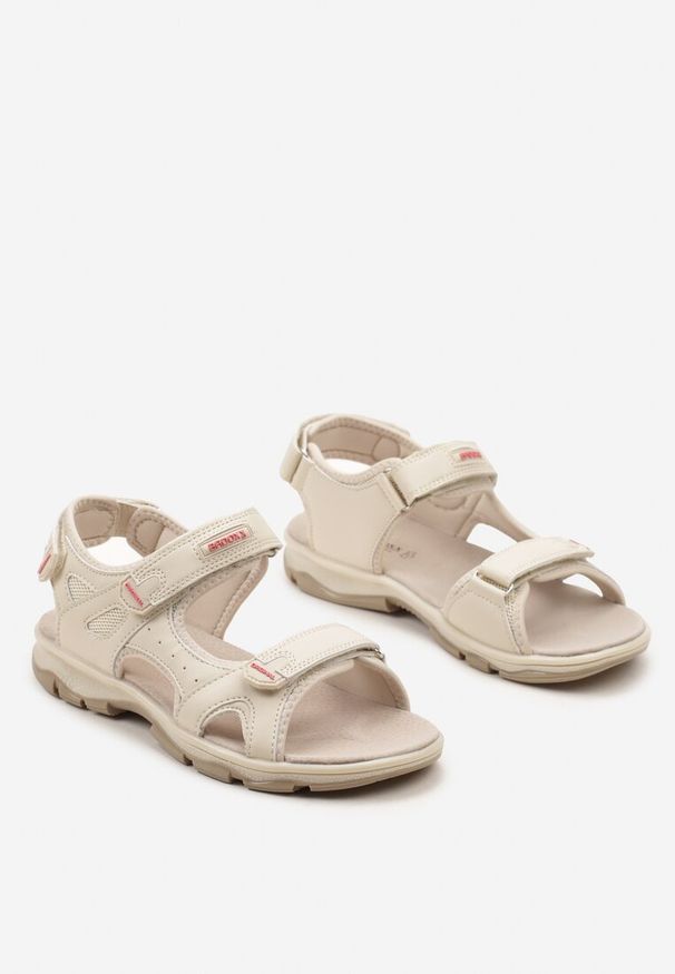 Renee - Beżowe Płaskie Sandały ze Skórzaną Wkładką i Zapięciami na Rzepy Tesama. Okazja: na co dzień, na spacer. Nosek buta: otwarty. Zapięcie: rzepy. Kolor: beżowy. Materiał: skóra. Sezon: lato. Obcas: na obcasie. Styl: casual. Wysokość obcasa: niski