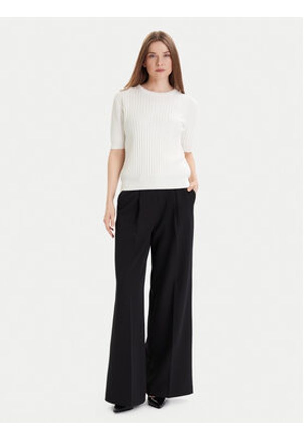 Tatuum Sweter Bazo T2501.046 Écru Regular Fit. Kolor: kremowy. Materiał: bawełna